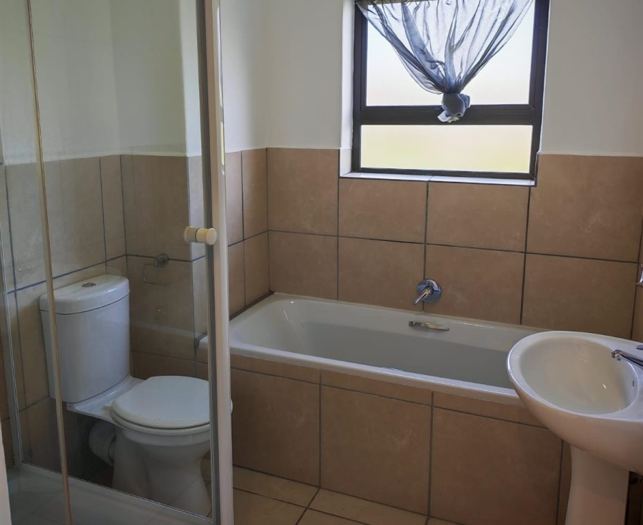2 Bedroom Property for Sale in De Kelders Western Cape